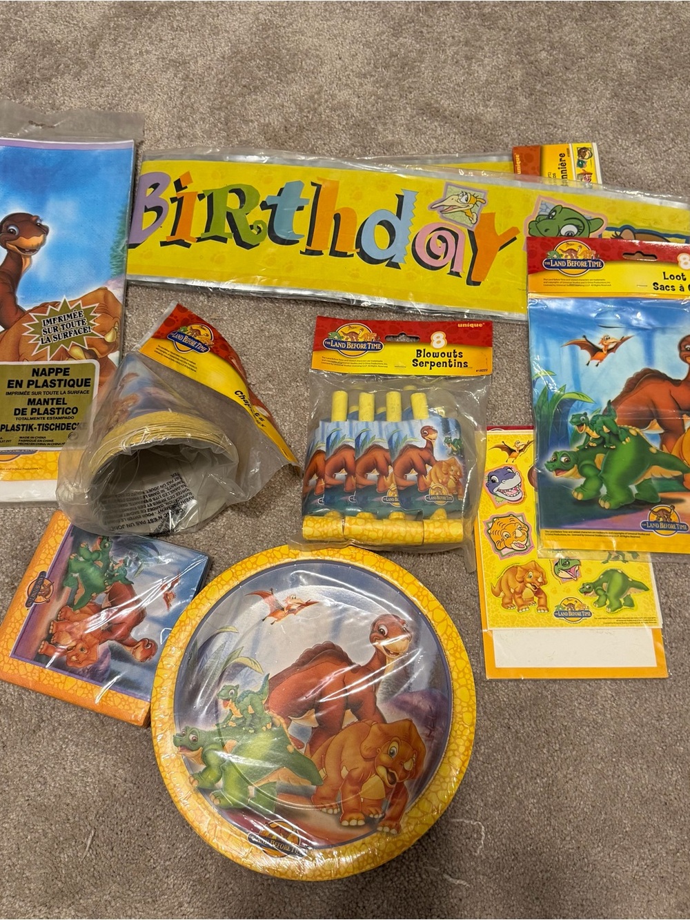 Vintage land before time party supplies